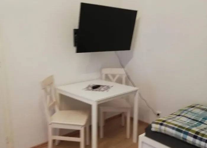 Gemuetliche Altbauwohnungen Mit Einzelzimmern Und Parkplatz Direkt Am Haus! Bochum