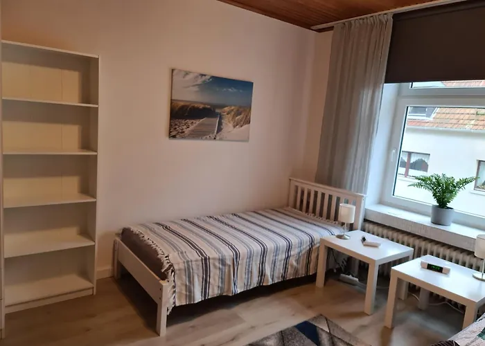 Gemuetliche Altbauwohnungen Mit Einzelzimmern Und Parkplatz Direkt Am Haus! Apartamento Bochum