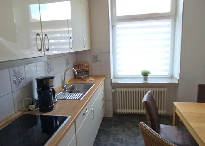 Apartamento Gemuetliche Altbauwohnungen Mit Einzelzimmern Und Parkplatz Direkt Am Haus! *